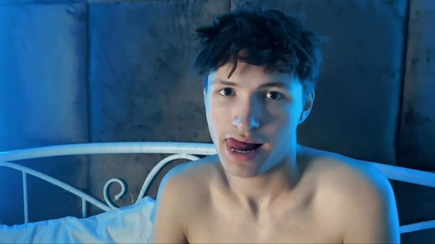 Piercing - video by JonnyDarka cam model