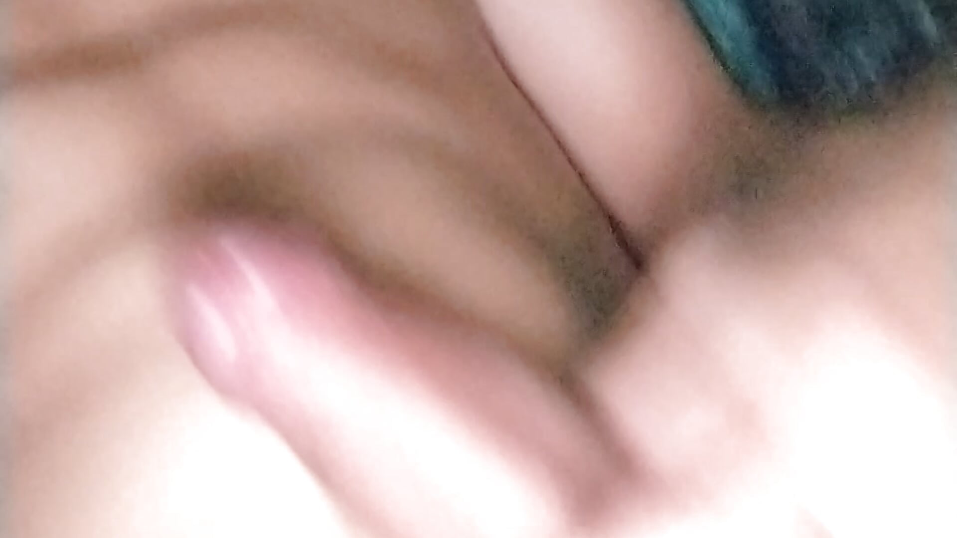 1000145973 - video by Alexan-md cam model