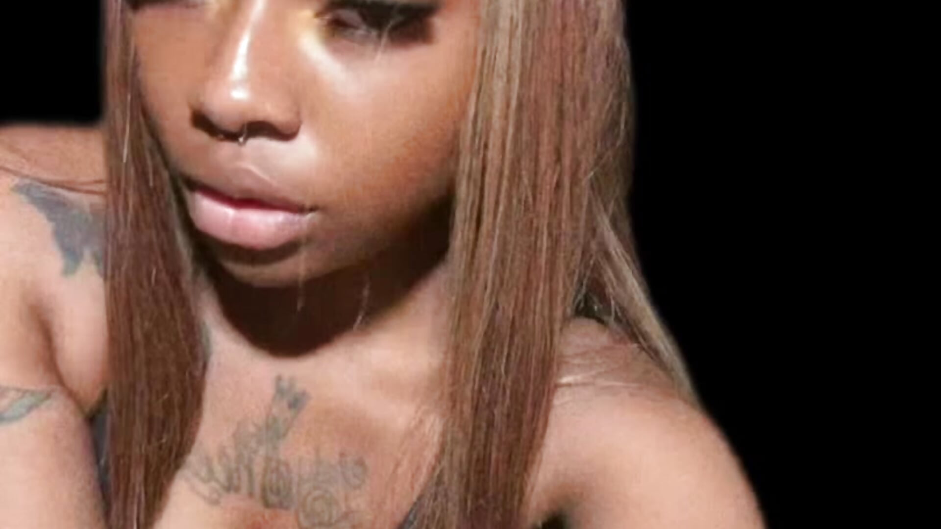 Brown 💦🩷Sexy - Video von Cocochanel4567 Cam-Model