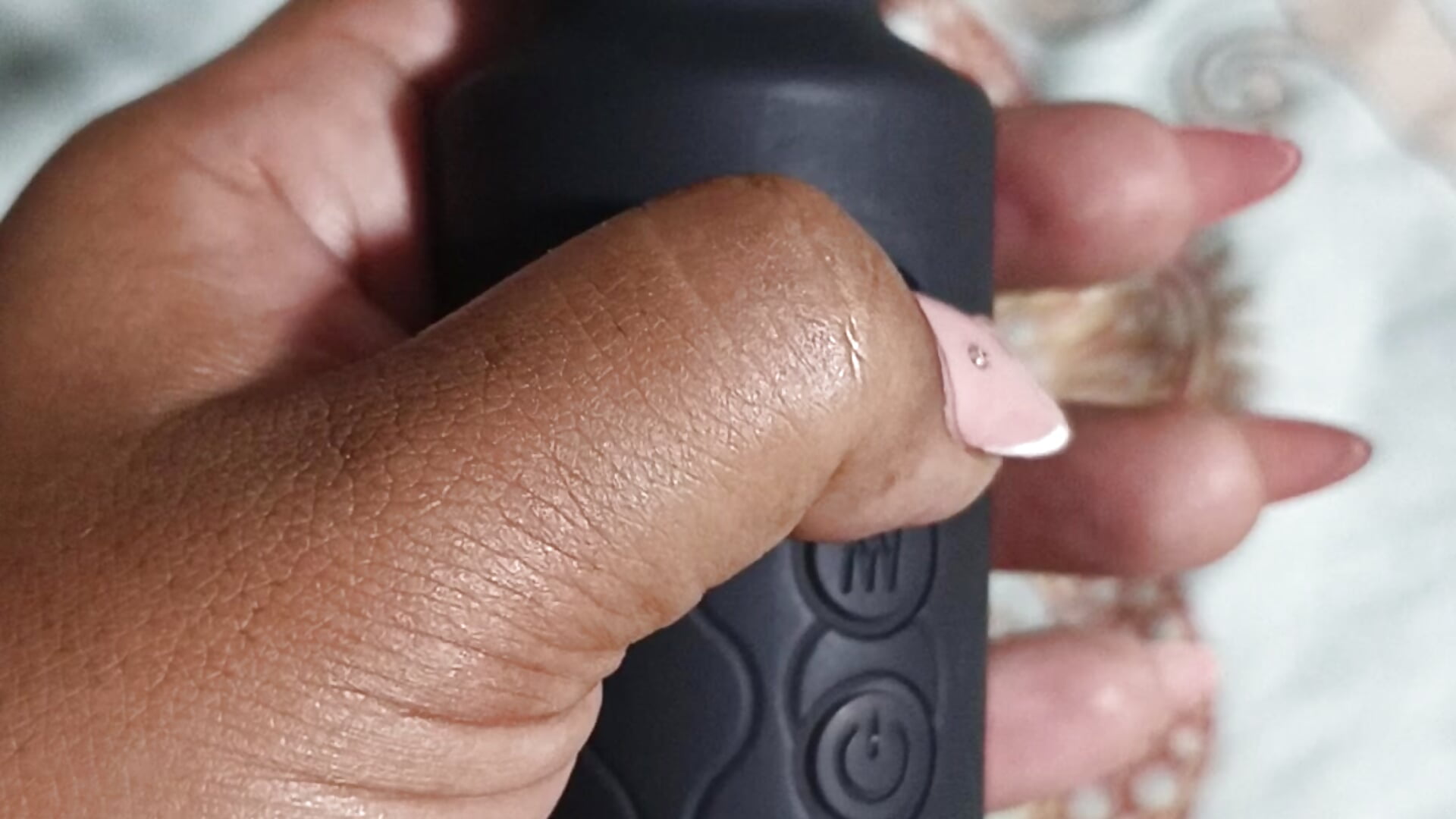 Domi 🍒 - video by hotblack-2 cam model