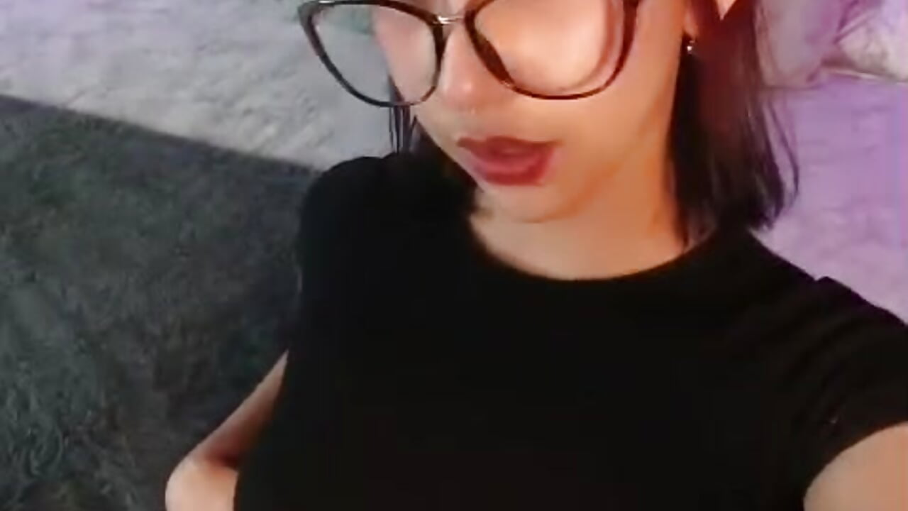 Me - video by Siaa_rosee cam model