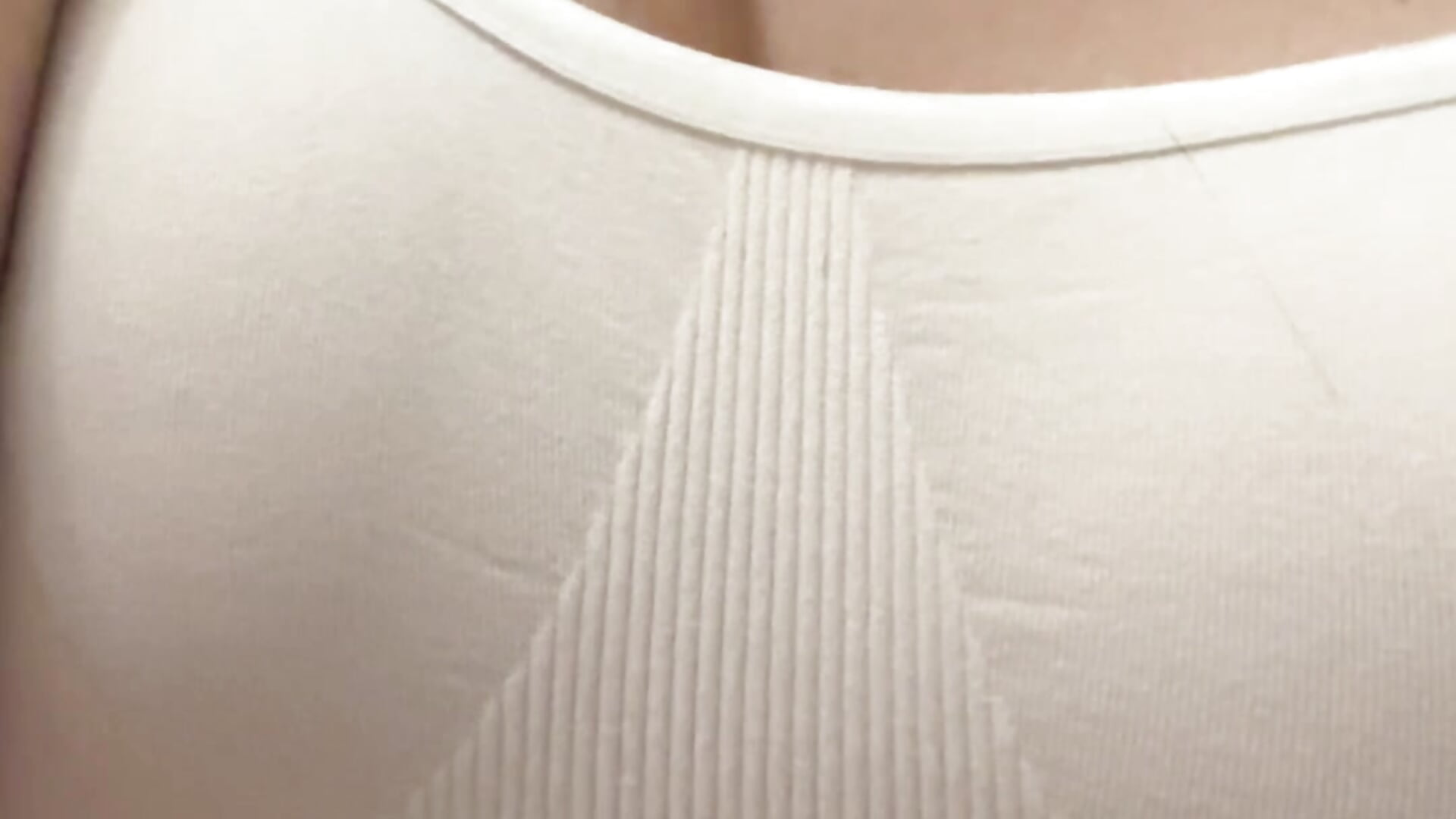 Titi – video modela na kameri IsabellaDeLia