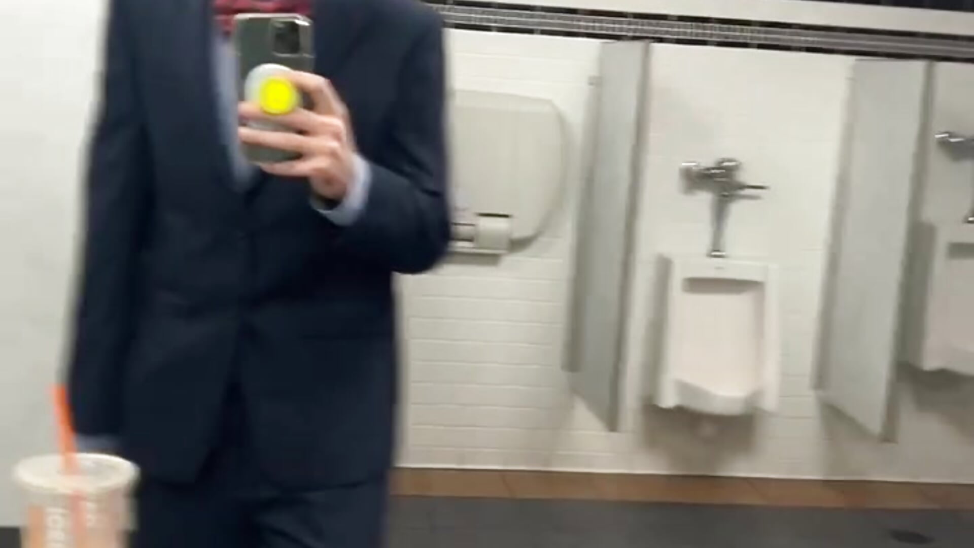 filtered-E5A3DBF6-31BB-4D86-B88B-3BBAF3DB82B5– HarmoniousPhantasm3 kameramodell videója