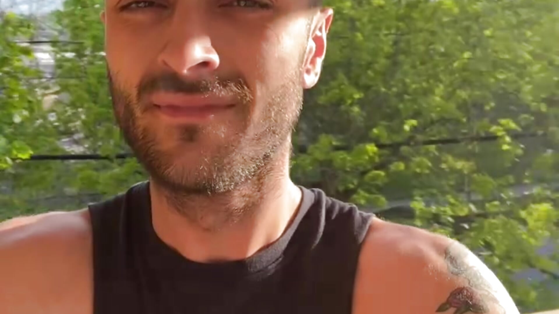 filtered-95B56BD3-F662-4126-B946-652208A3C3B5– HarmoniousPhantasm3 kameramodell videója