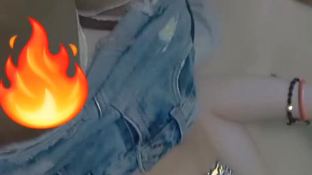 Video de WhatsApp 2025-05-08 a las 00,43,36_d90e4a3c - video by preciosa_15 cam model