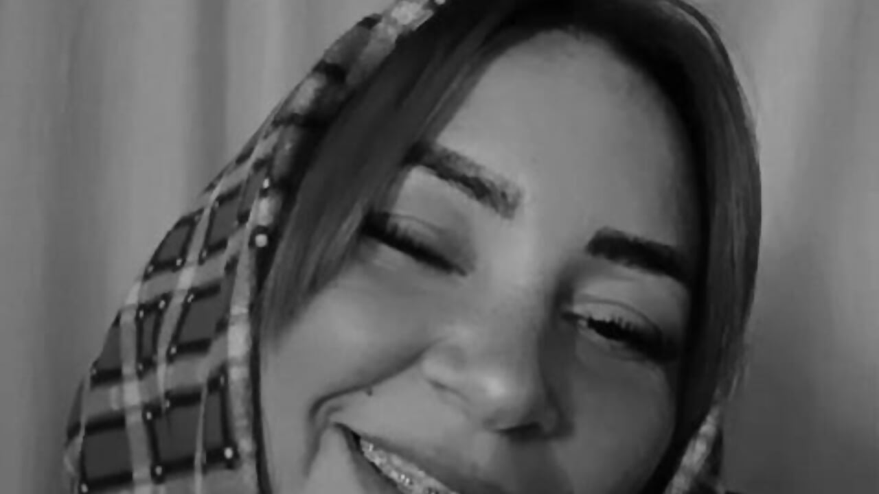 Una linda acabando de despertar... Buen día😊😘 - video by alexia_squirt25 cam model