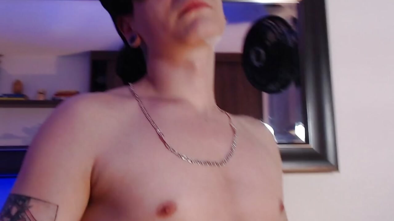 🎥 Zoom in on each part you want to see 🔥－カメラキャストのJerry_Coleの動画