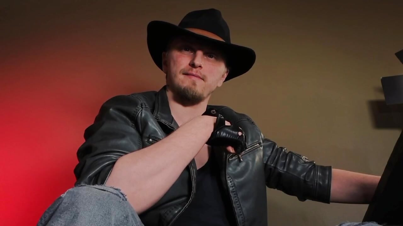 Leather Bad CowBoy – видео вебкам-модели Vincent_Hardman