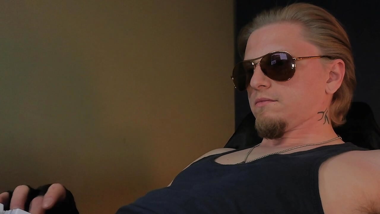Lay your head on my chest - video by Vincent_Hardman cam model
