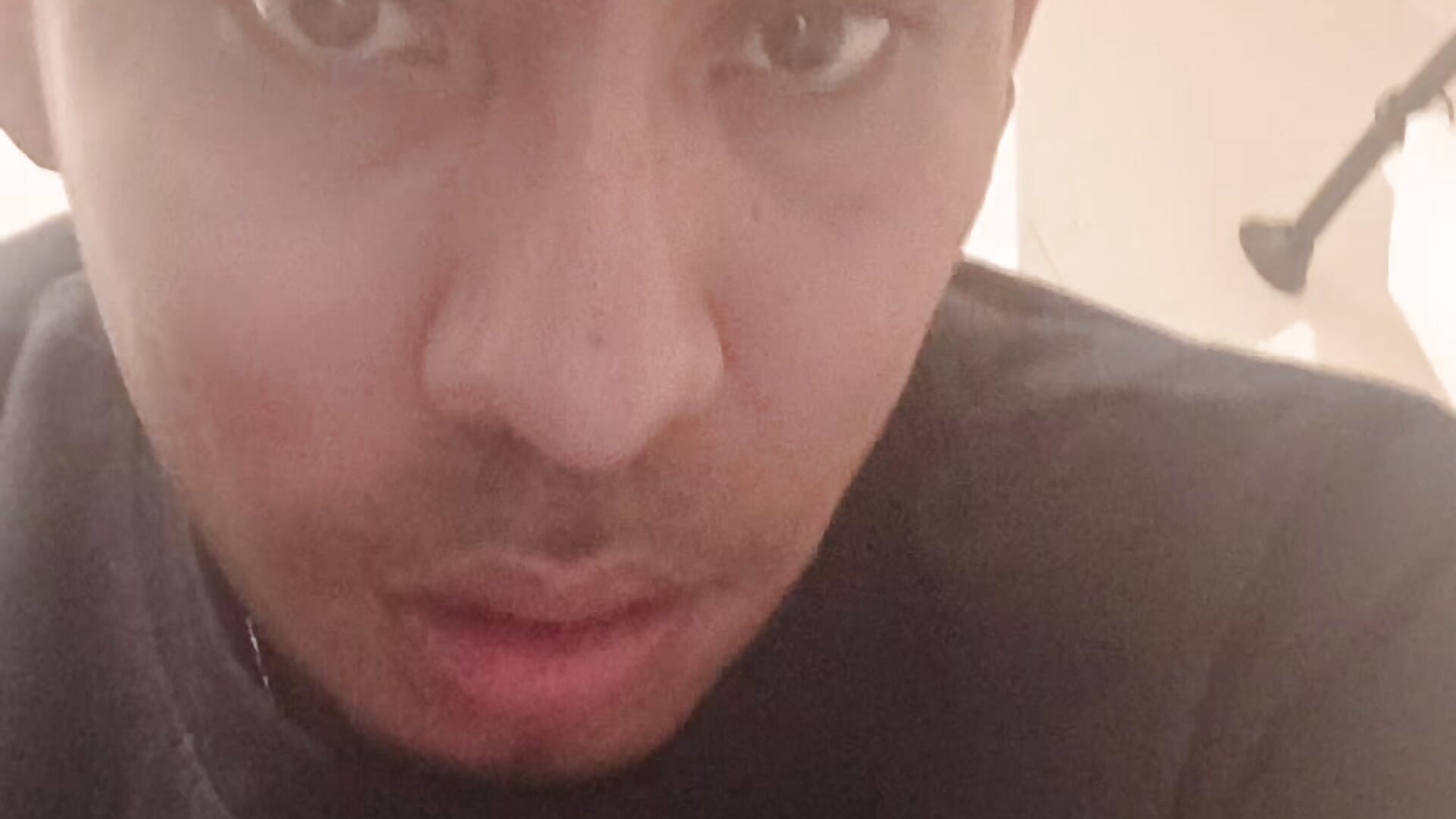 Orgasmo con condón  Public Show - video by Dotado901@xh cam model