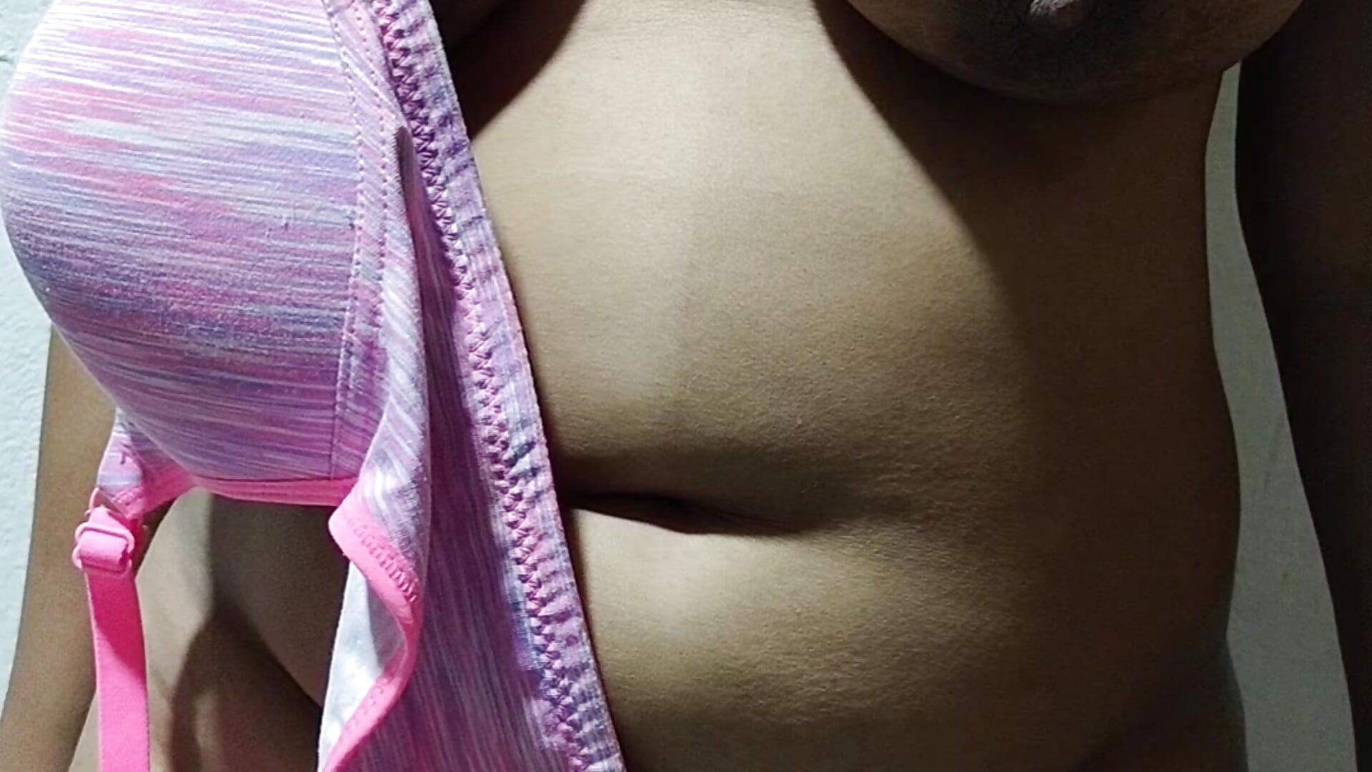 REMOVED BRA 📍 - video by bigcutecouple cam model