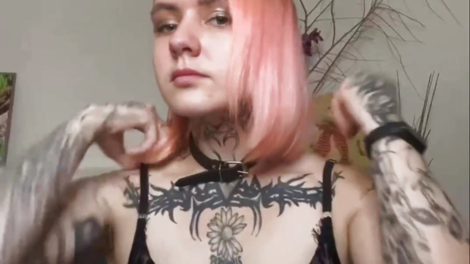 Hello ^^ - video by MonikaLowww cam model