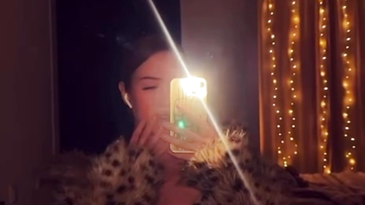 just tik tok – video modela na kameri Amelia_Ray_