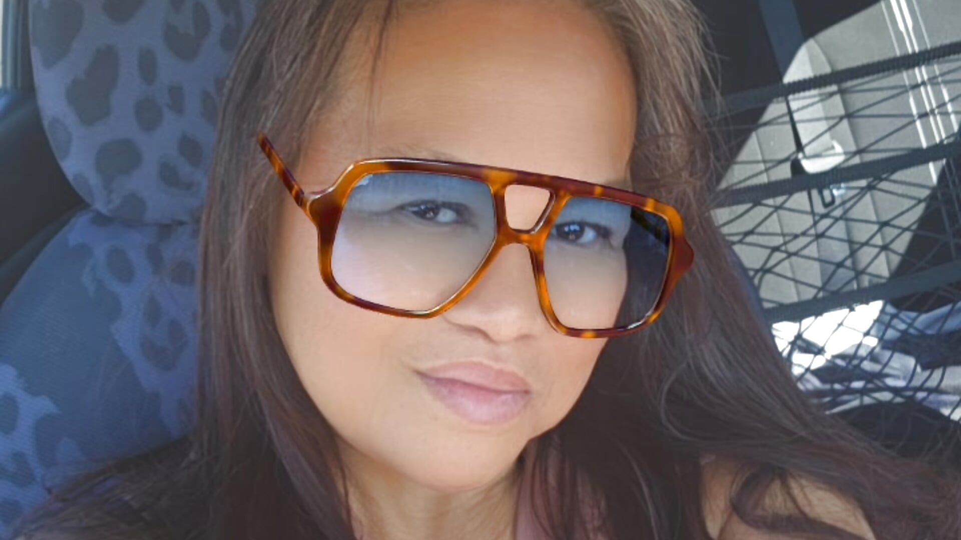 1000005875.mp4 - clip cu AsianBea38 model videochat