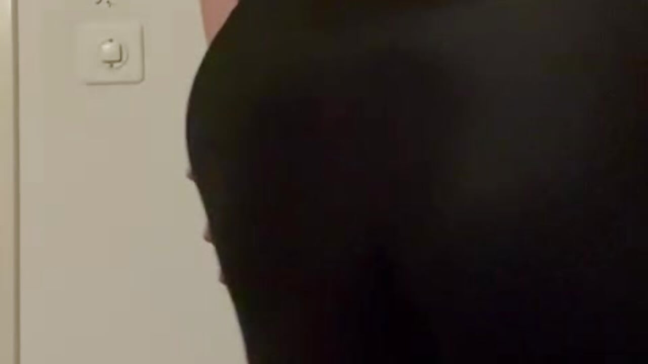 Rose😈 - video by Darkrose__ cam model