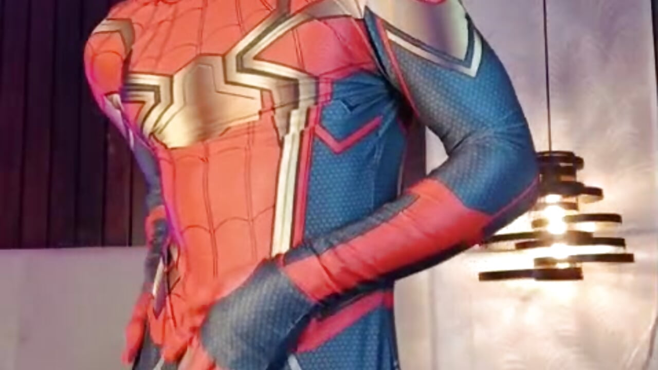 Will you help me undress?😈 - Vídeo de Jaycob_Black1, modelo de vídeos