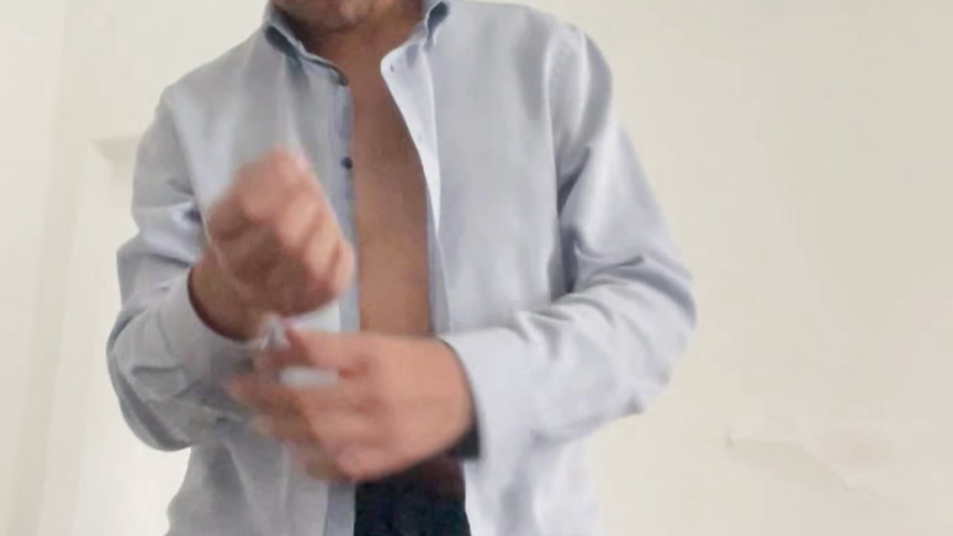 Roupa social - video by pauzudomoreno1 cam model