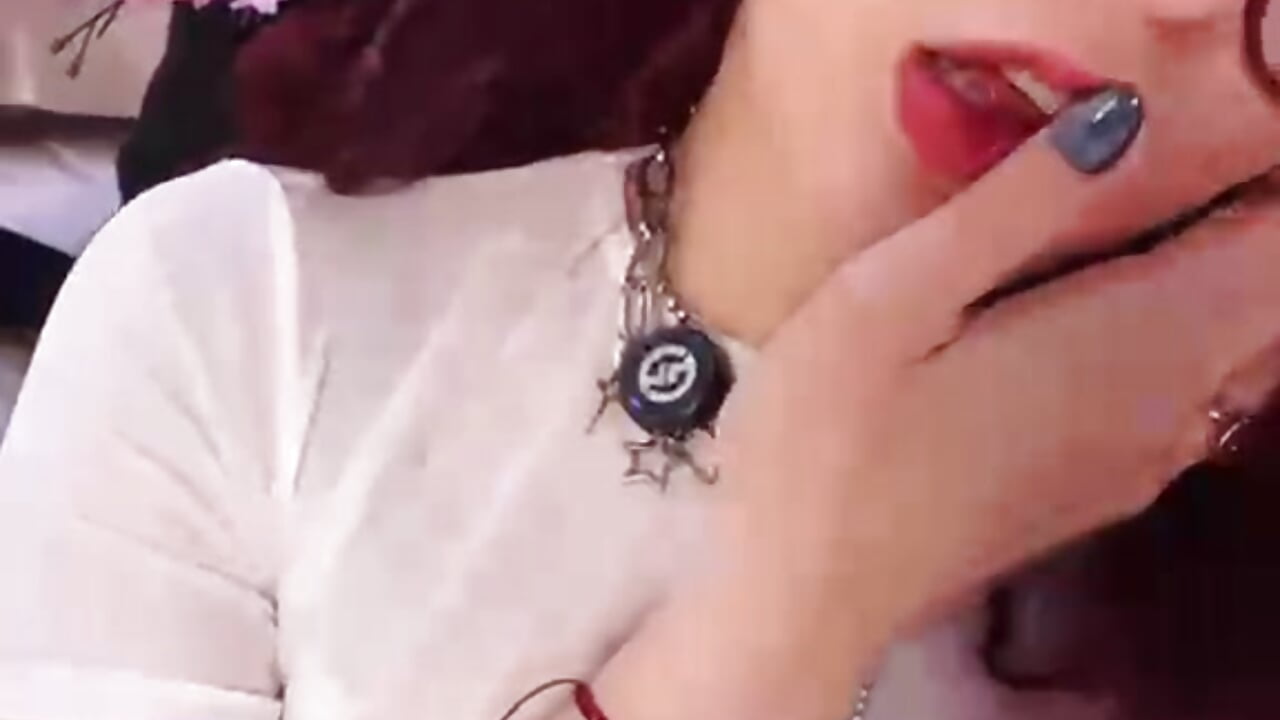 my pussy is hot fuck 😈🥵 - video by CleoDemon cam model