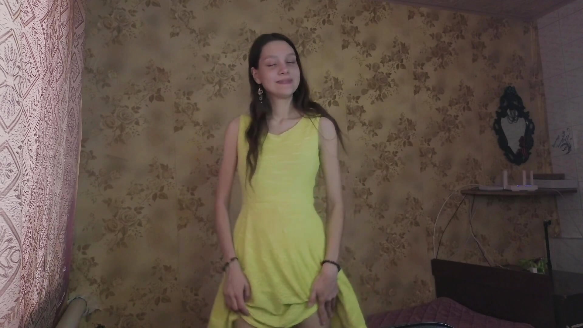 ( ⸝⸝´꒳`⸝⸝) - video oleh QutieDaSweet kamera model