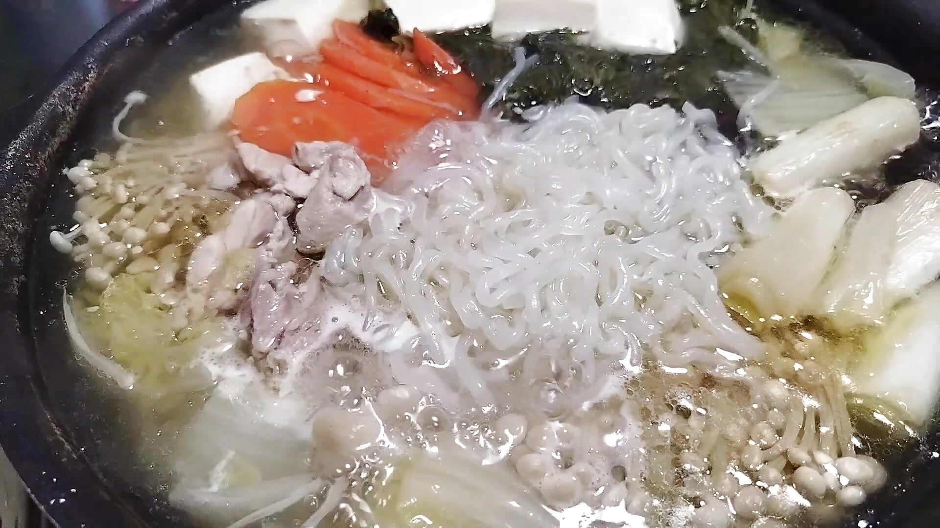 水炊き大会⚾ - video by nana_desu cam model