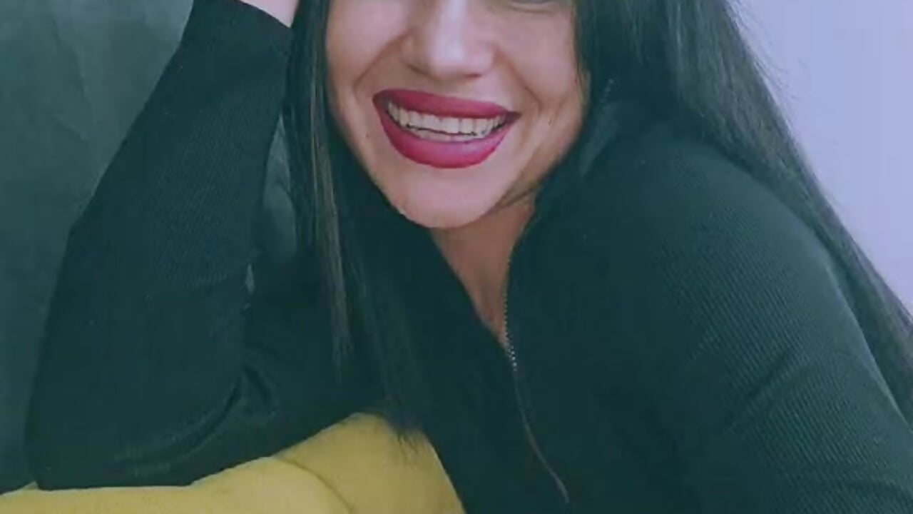 Fit 🤯🥵 - video by MishaVeyra cam model