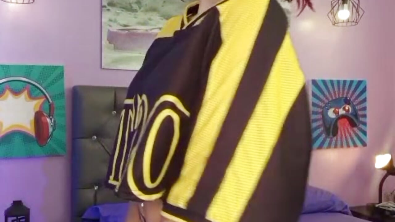 My body - vidéo du modèle de showcams Sabriinaa_Foxx