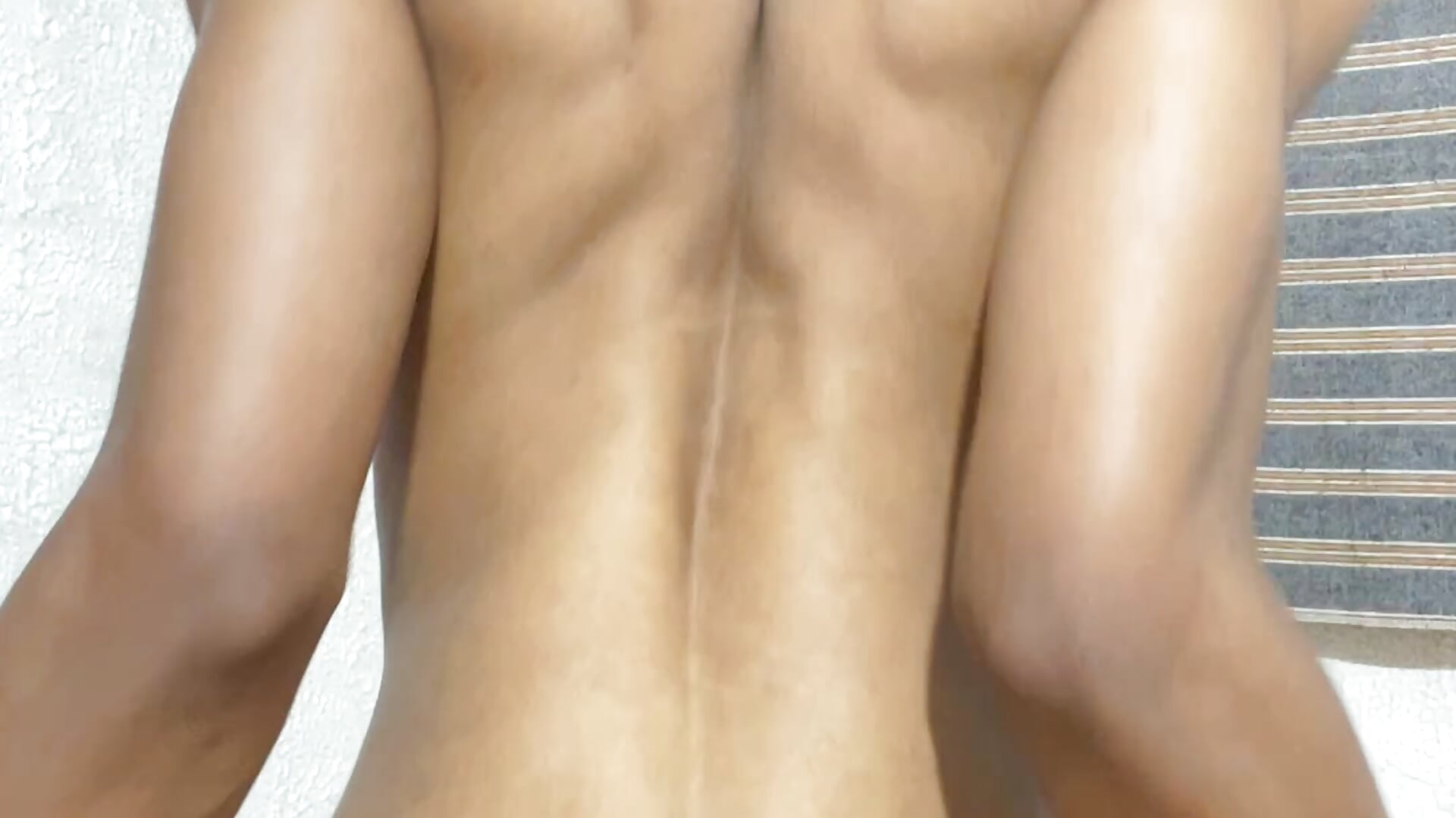 TWERKING ASMR - video by Sexyquerubin cam model