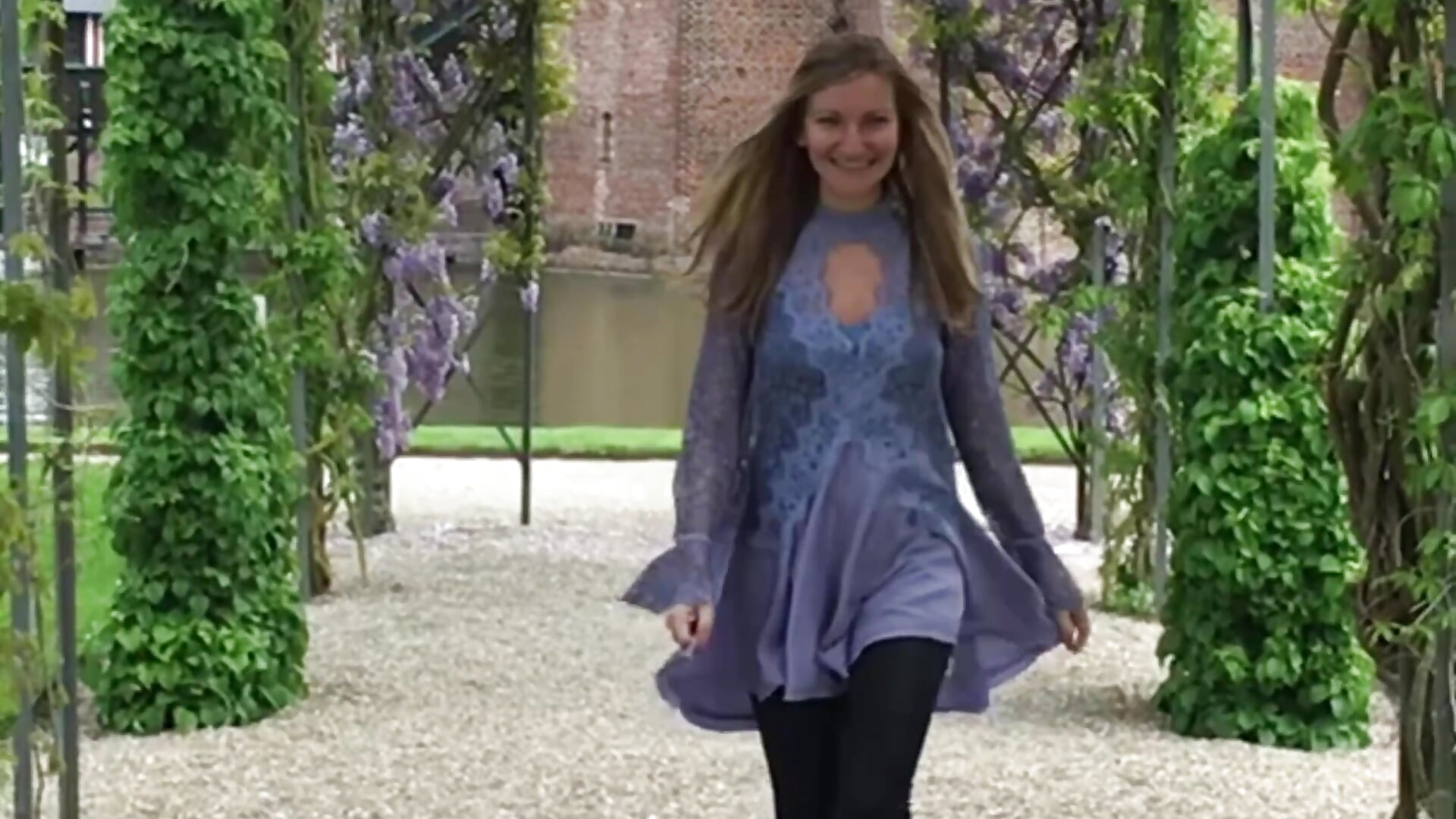 Free spirit - video by sunshine__lady cam model