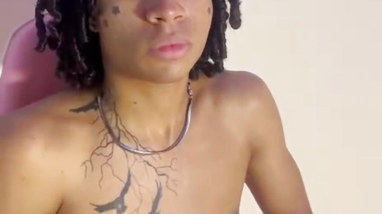 <3 - video by dann_cute028 cam model