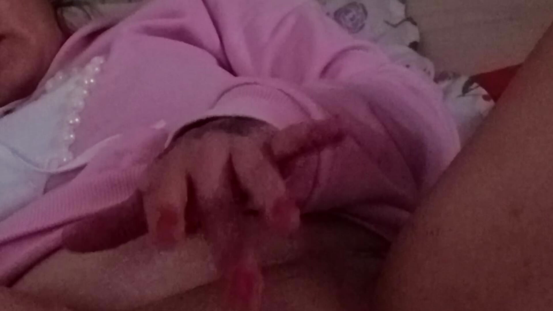Se masturbando até gozar gostoso