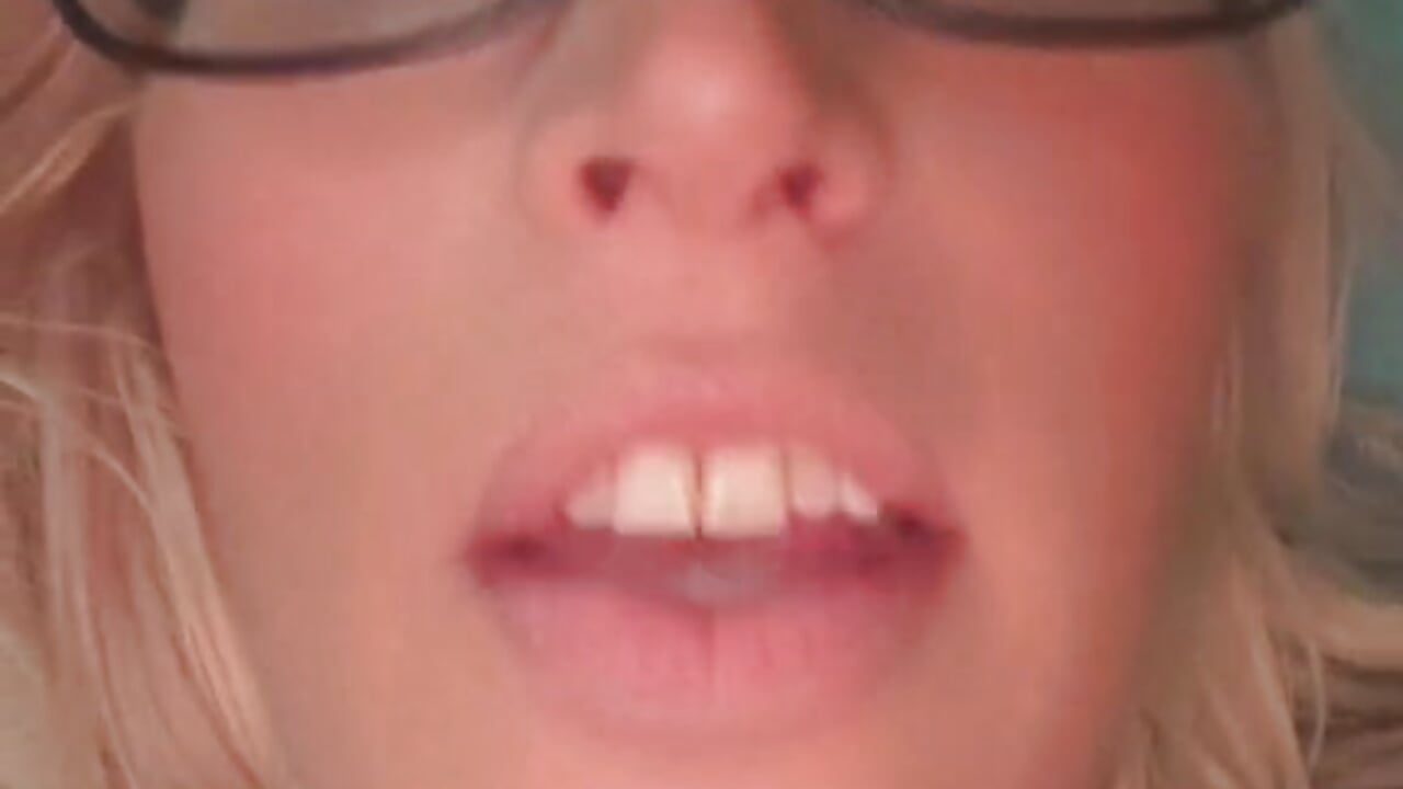 Wanna give me a facial - video by JemTastic cam model