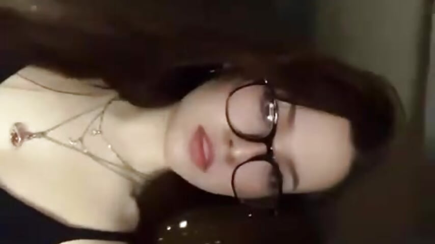 IMG_7830 - video by Aurora_Gilbert cam model