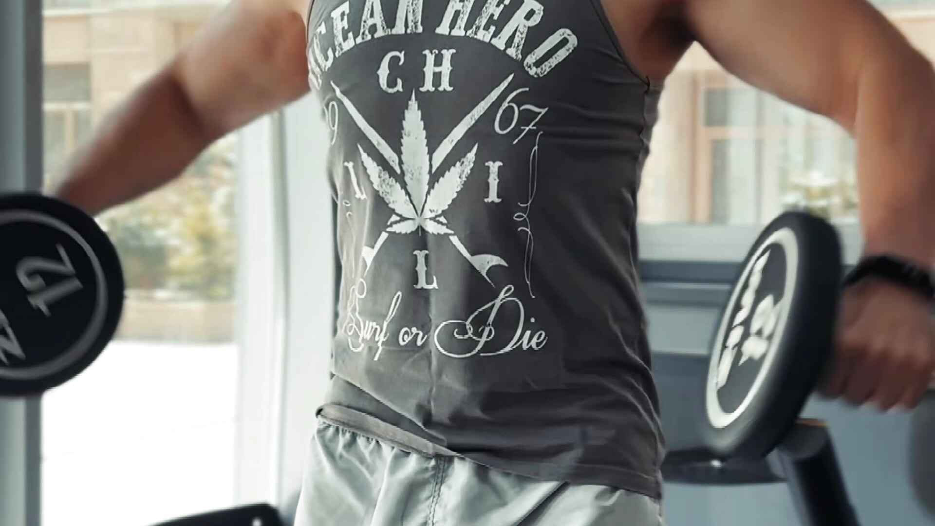 Master Grinding the Gym - ক্যাম মডেল Jace_Thorne-এর ভিডিও