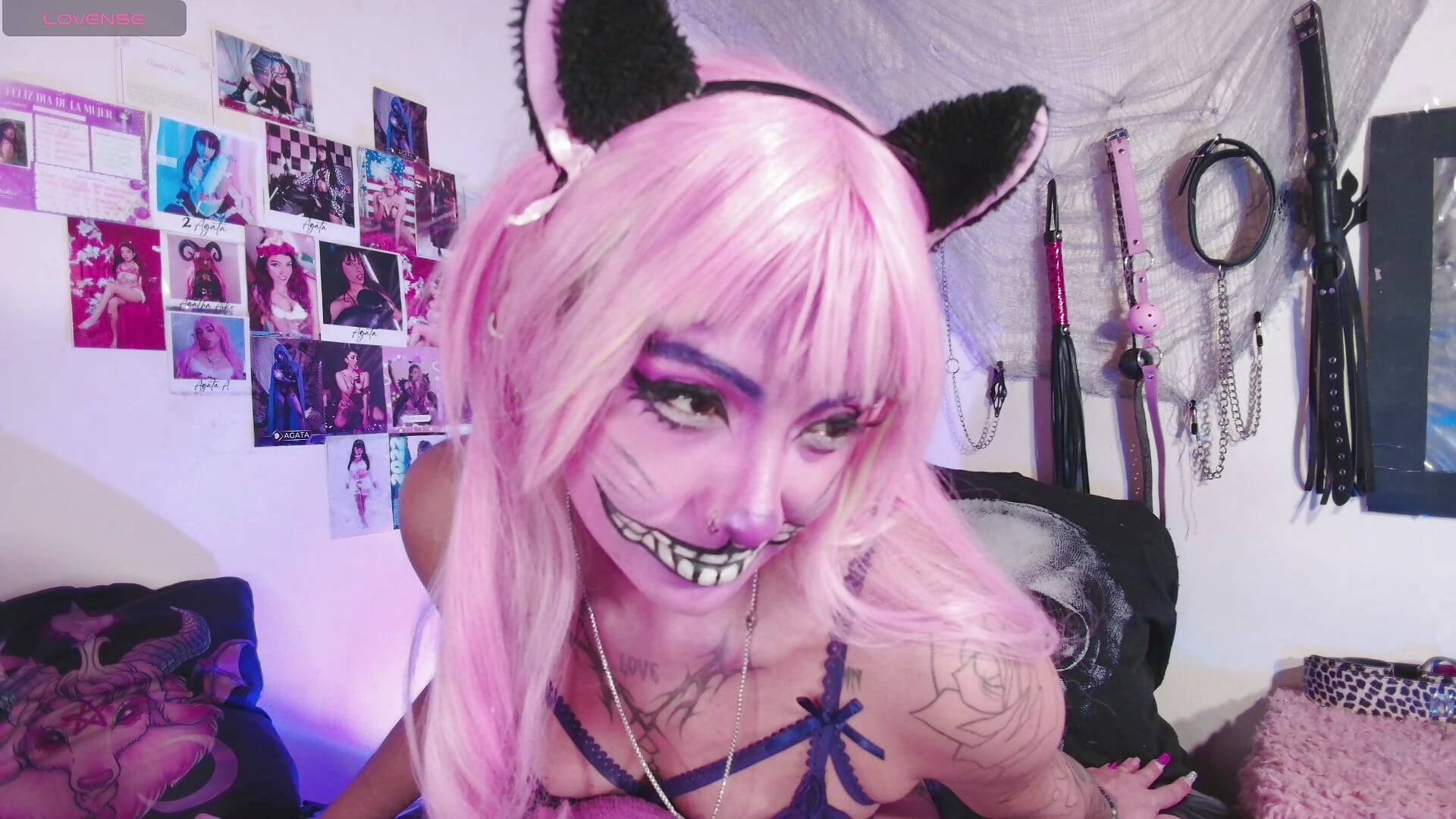 cat cheshire - วิดีโอโดย agathaaiko6 โมเดลแคม