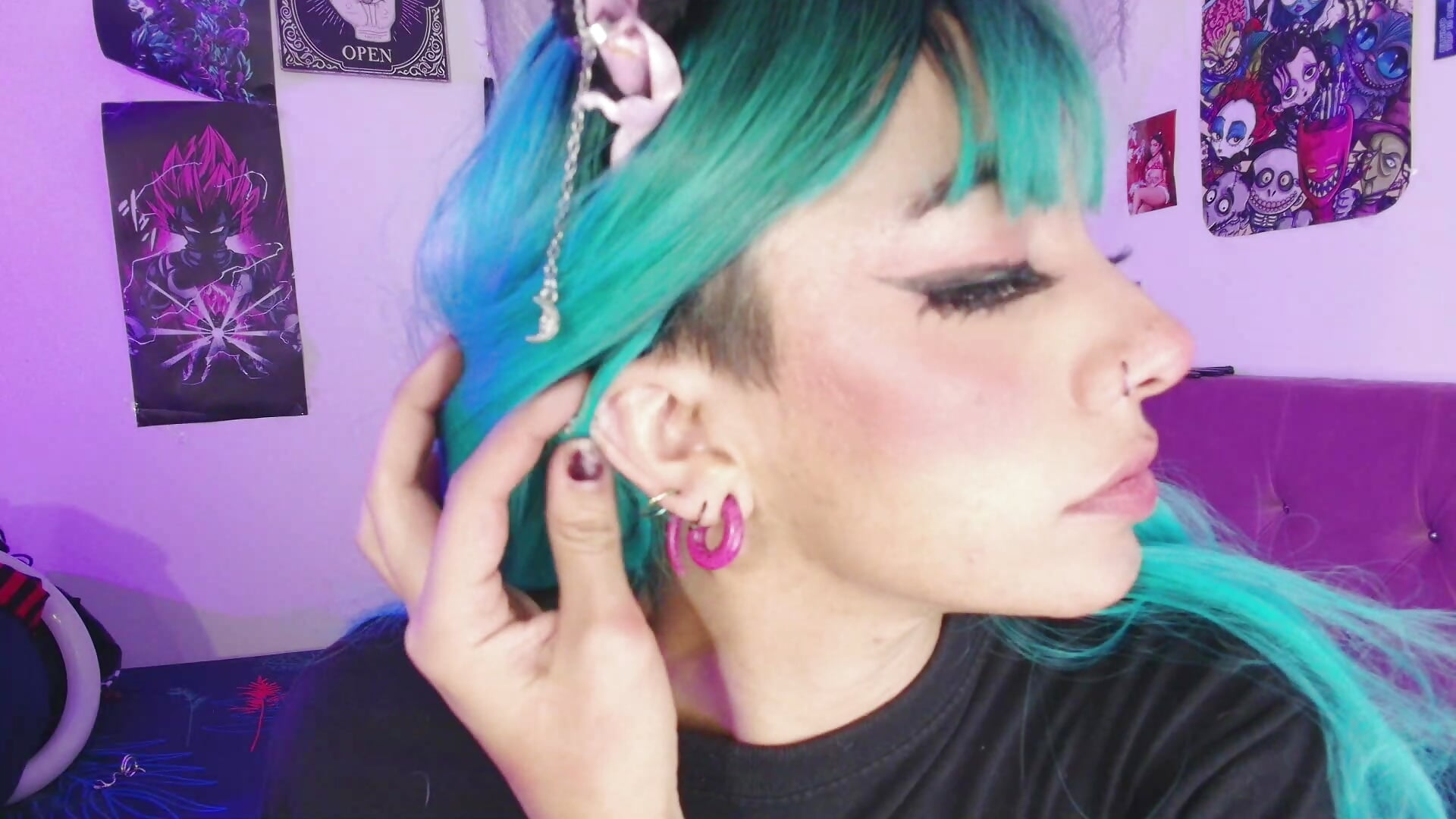 my piercings - video by agathaaiko6 cam model