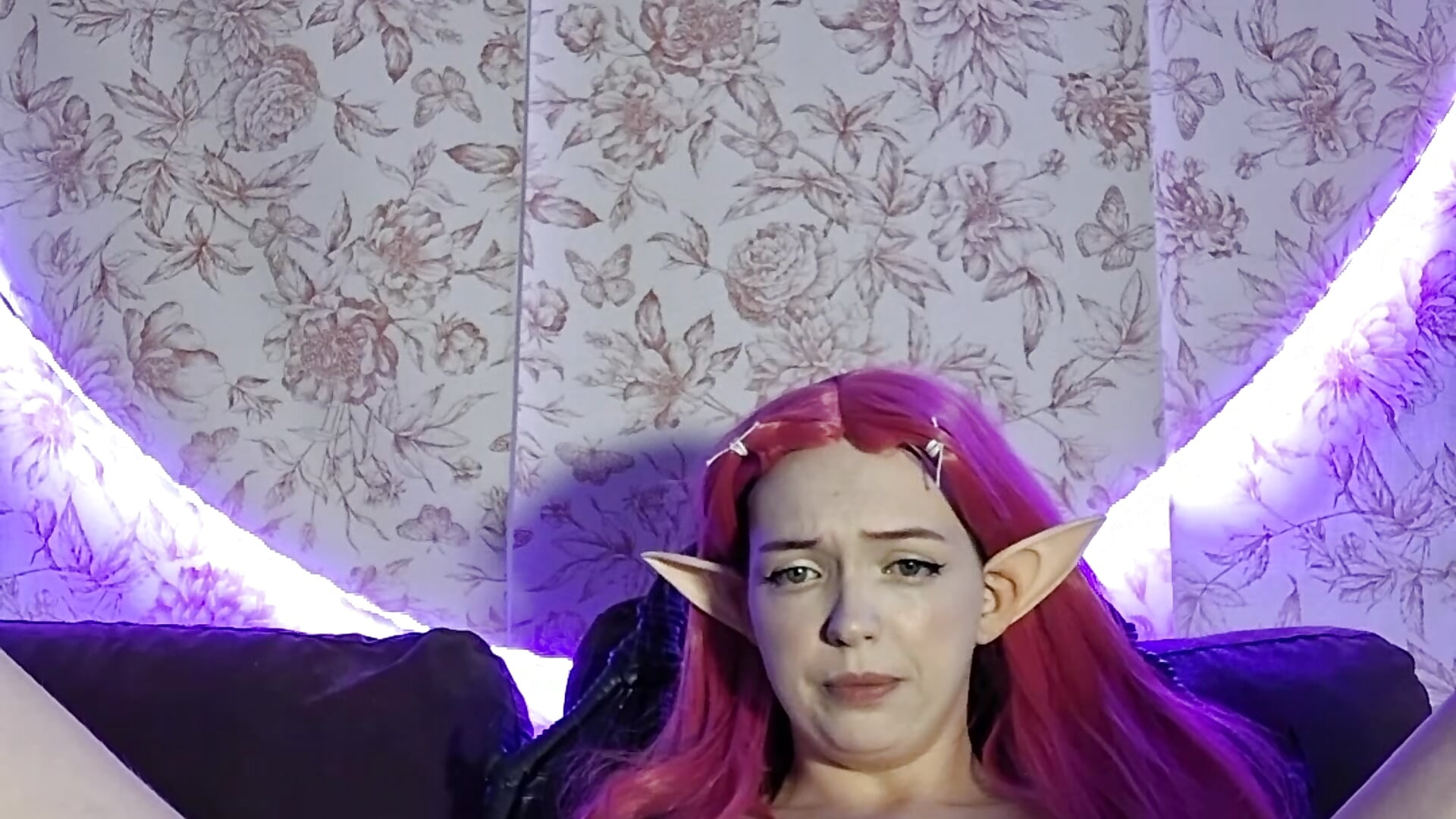 Cosplay demonia drop out