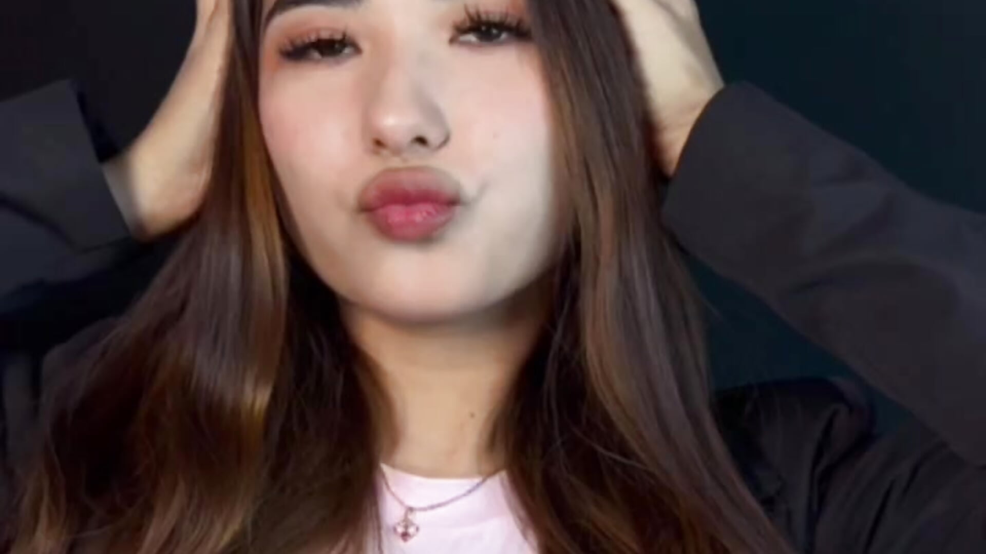 IMG_8665 - video by BahaiHeaven cam model