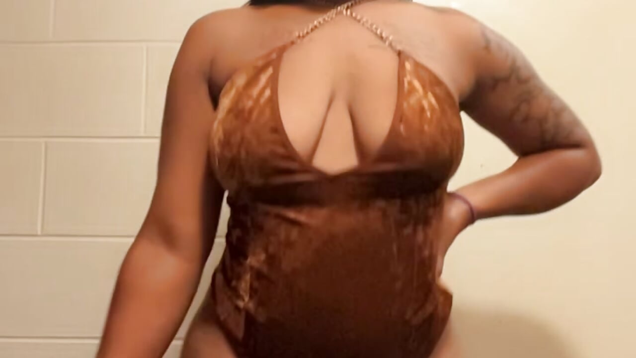 profile-intro-video-1757905348 - vidéo du modèle de showcams Ebonysquirter101