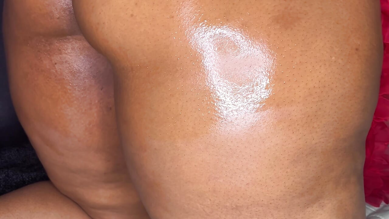 profile-intro-video-1773898896 – видео вебкам-модели Sexyzmiranda_207