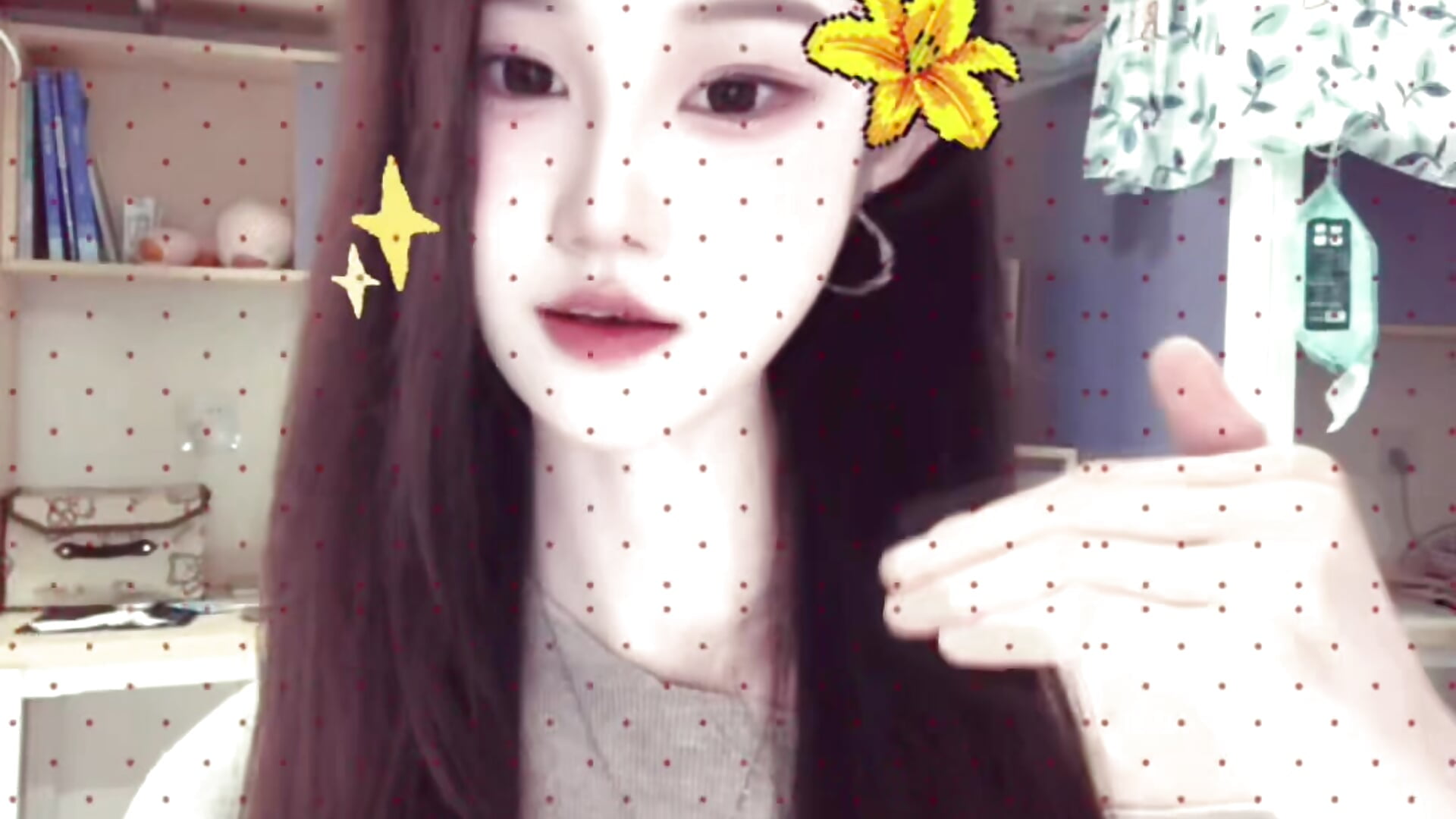 OWRC9507 - video by schoolgirl-nurse cam model