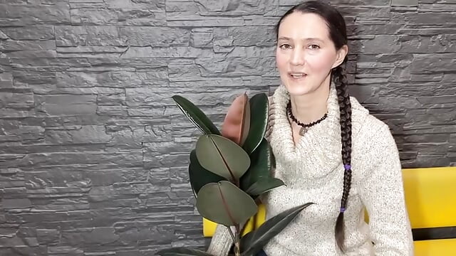 hello – video modela na kameri TayaFinch