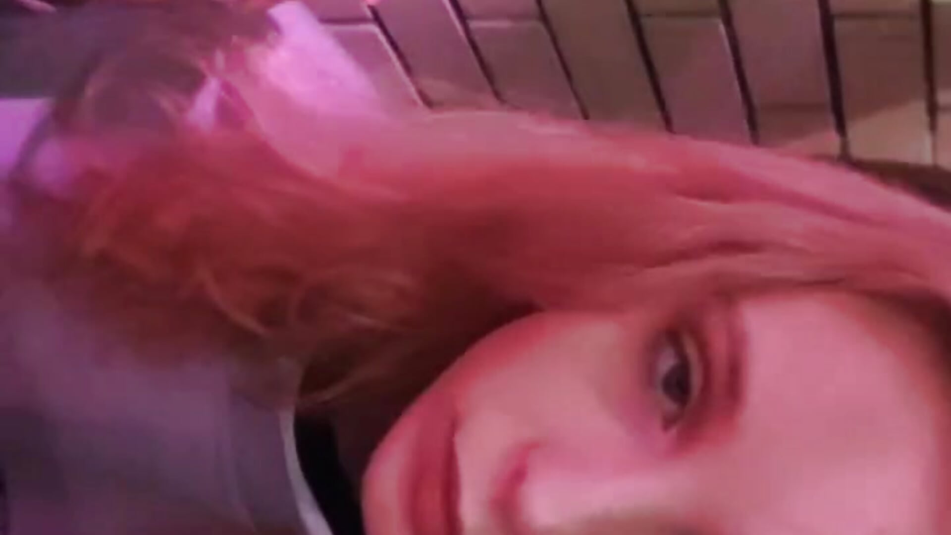 :)) — filmik Fafa_Fluff, modela(-lki) na kamerkach