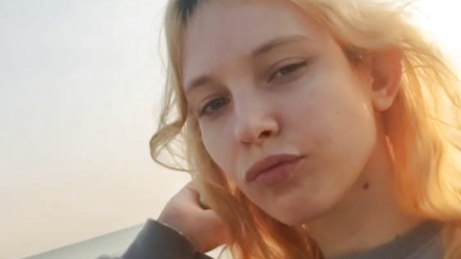 im just walking) — filmik Fafa_Fluff, modela(-lki) na kamerkach