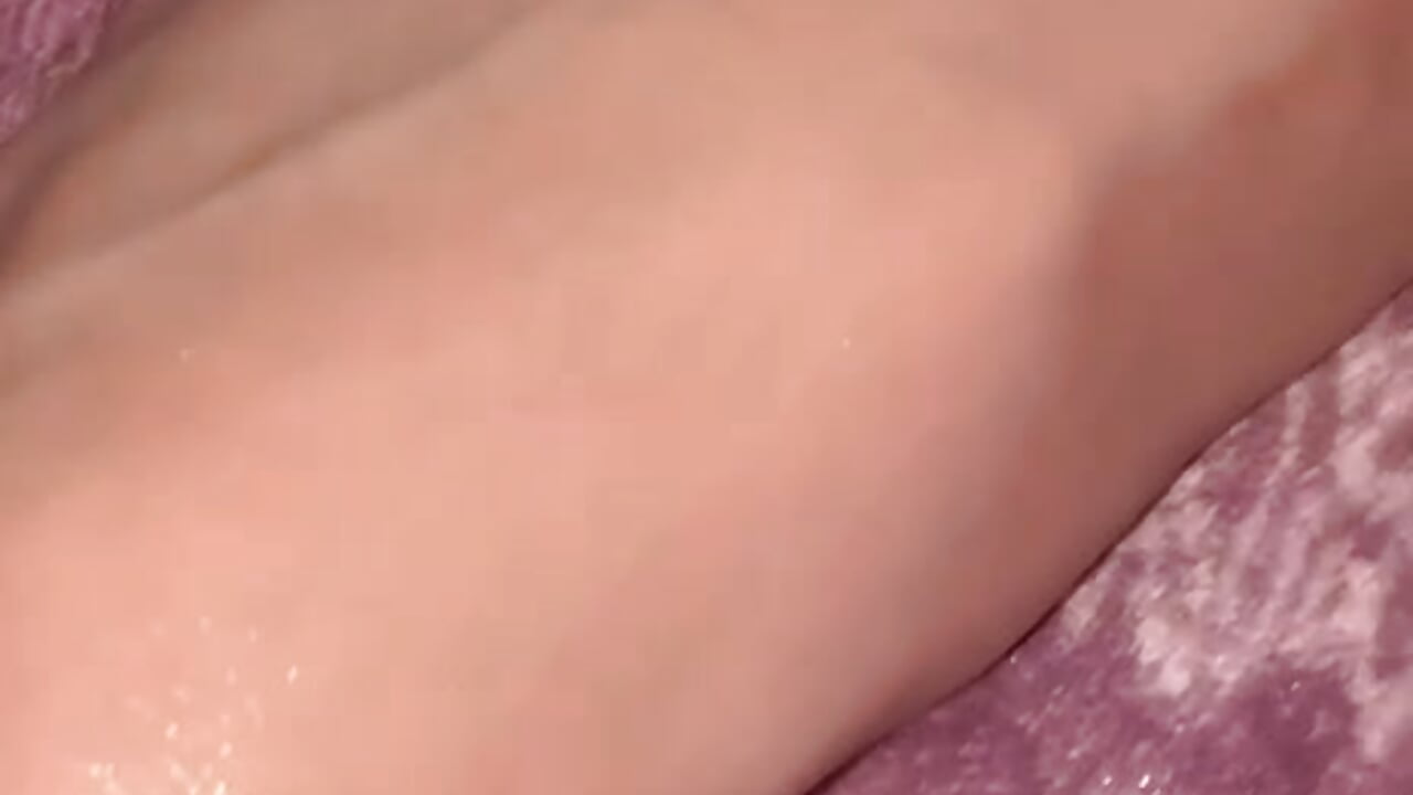 🦶🏻🦶🏻🦶🏻– BeatriceBinoche kameramodell videója