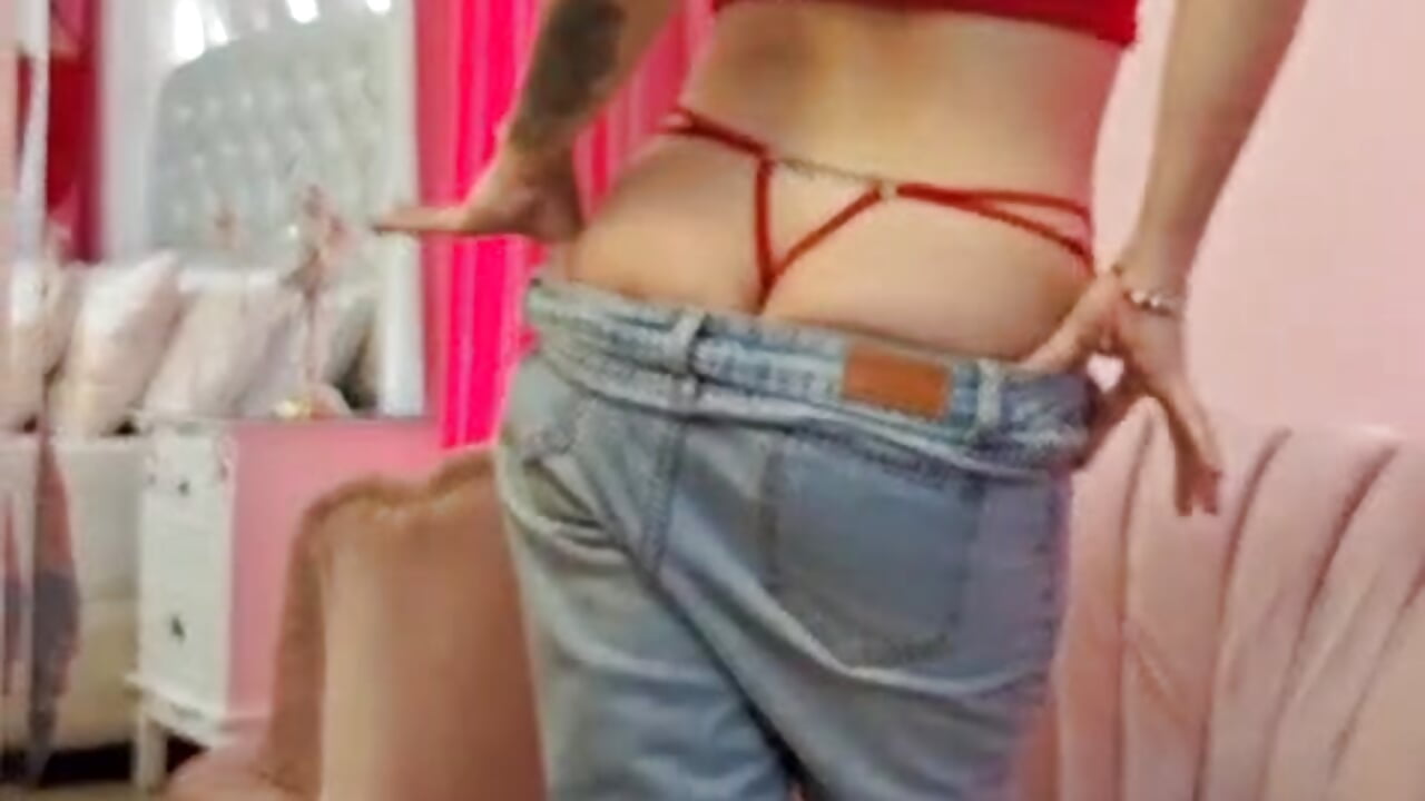 sexy dance🔥 - video by SamyySwet cam model