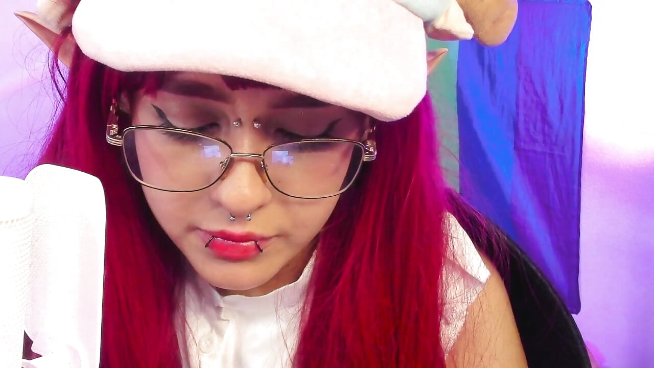 I will tell you horror stories 👻 - vídeo de NekoWaifu modelo de câmara