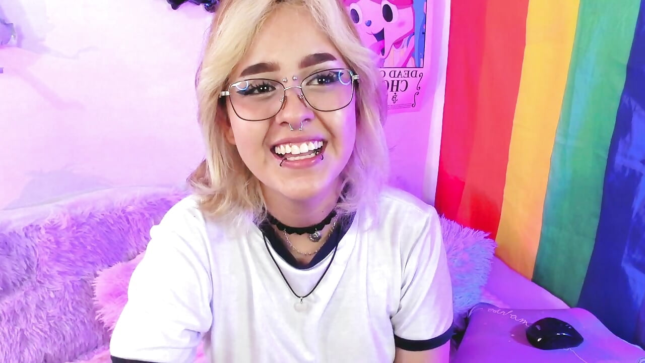 Todos por la cabeza de tony 🥵/ premio joke - vídeo de NekoWaifu modelo de câmara