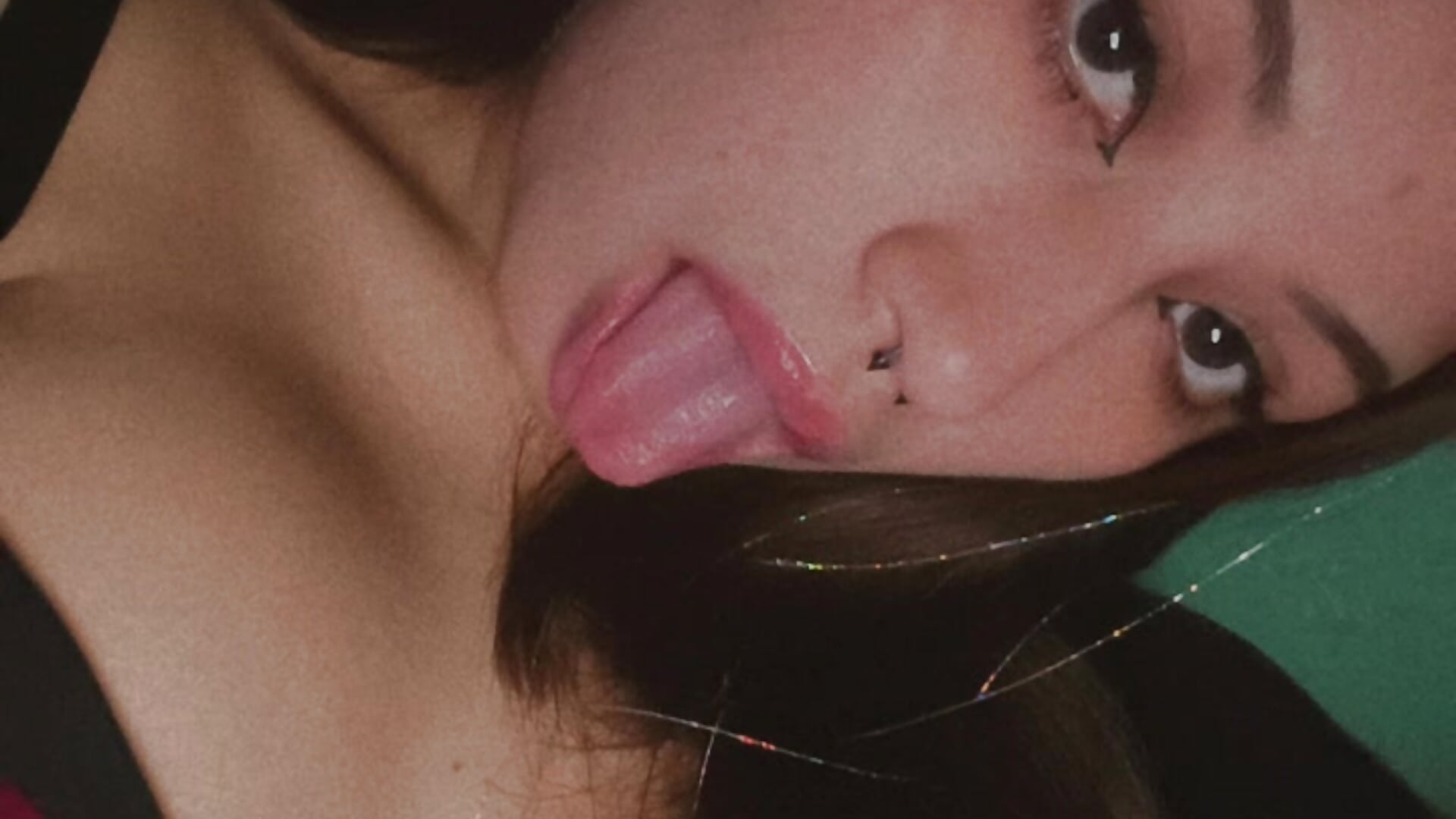 Pronto vuelvo y nos divertimos más - video by keirybby_ cam model