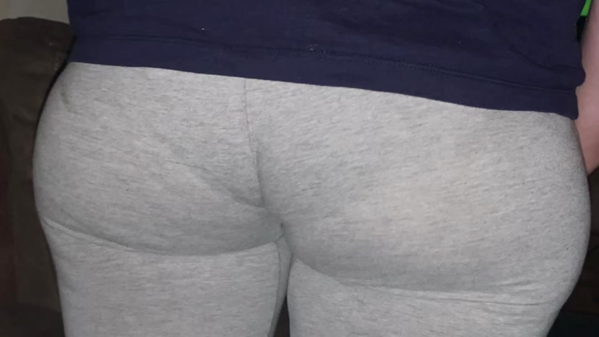 e92bbe6ea7a2492abf3231922e263181 - video by thebumgoddess87 cam model