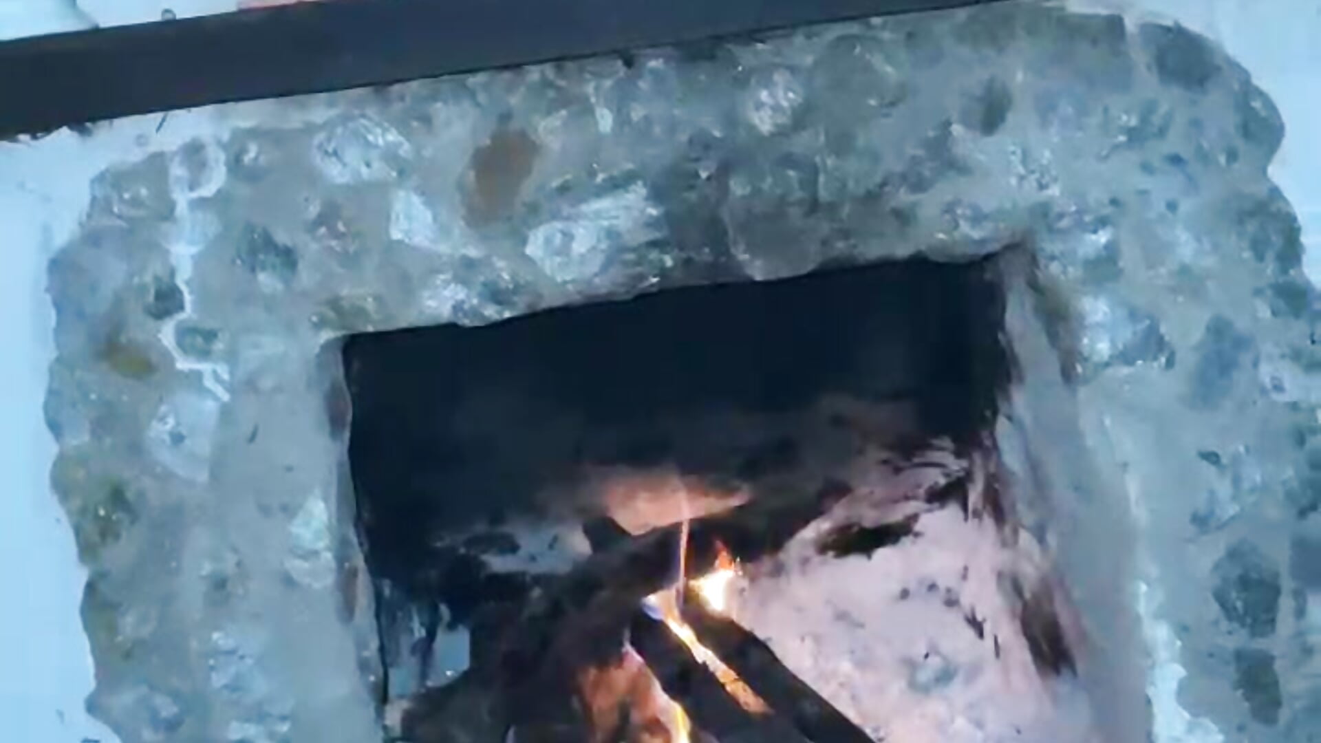 My little fireplace in the mountains 🏔️⛰️🗻 - video by sky-wolves cam model